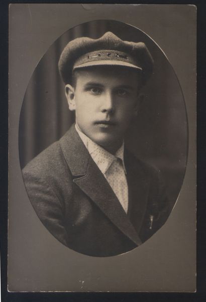 Файл:Ливый Иван Кириллович (1906).jpg