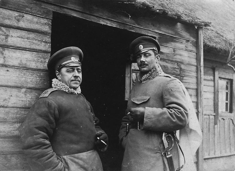Файл:Полковник Пель-Горский Николай Николаевич и штабс-капитан Зуев Александр Евстратович 24 февраля 1916 год. - Copy.jpg