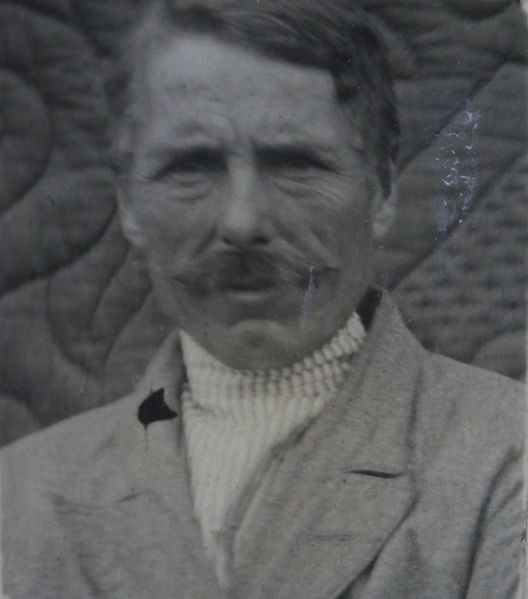 Файл:Хомяков Петр Васильевич (1887).JPG