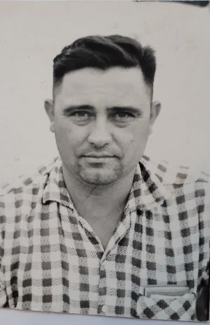 Билер Иван Яковлевич (1932).jpg