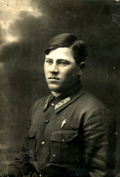 Файл:За год до ГУЛАГА.jpg