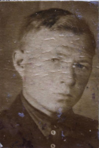 Файл:Лепешкин Александр Исаевич (1912).JPG