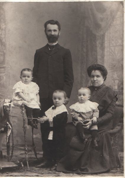 Файл:Переверзев Георгий Владимирович (1877) 1.jpg