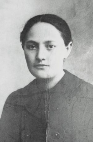 Юст Христина Ивановна (1895).jpg
