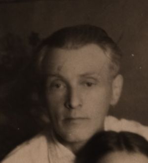 Гузнер Владимир Осипович (1910).jpg