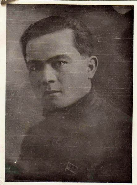 Файл:Арсланбеков Исламбек Арсланбекович (1902).jpg
