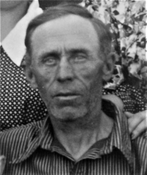 Файл:Печеникин Петр Иванович (1895).jpg