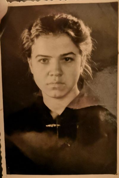 Файл:Эссе Ида Рудольфовна (1937).jpg