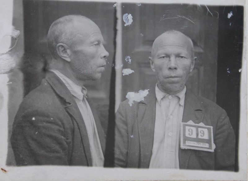 Файл:Зимин Иван Сергеевич (1888).JPG