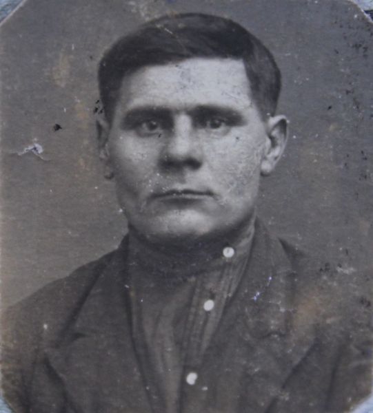 Файл:Борисов Михаил Александрович (1896).JPG