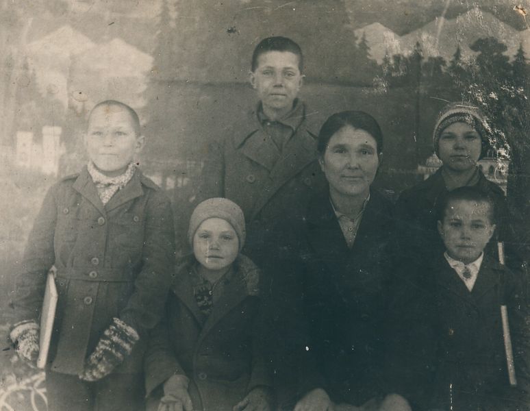 Файл:Перевалова Мария Ивановна (1920) 2.jpg