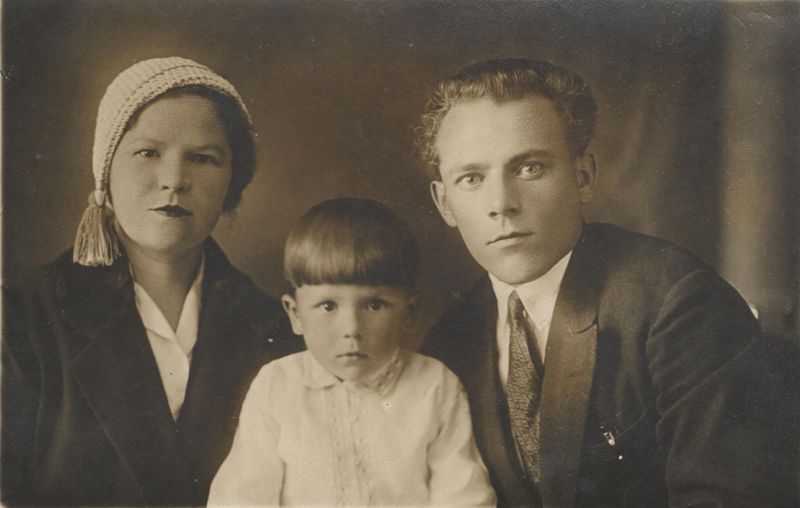 Файл:Фото семья.jpg