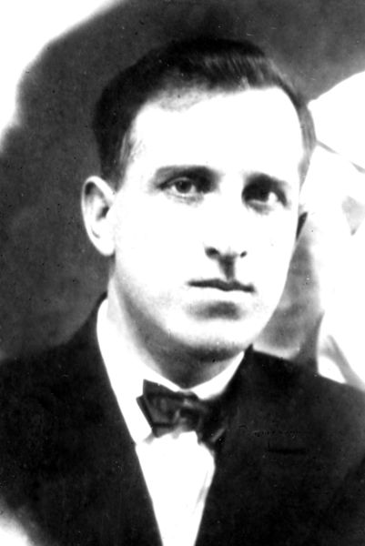 Файл:Краснощеков Владимир Семенович (1905) 2.jpg