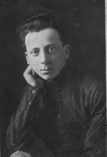 Файл:Подгаец Яков Борисович (1906) 3.jpg