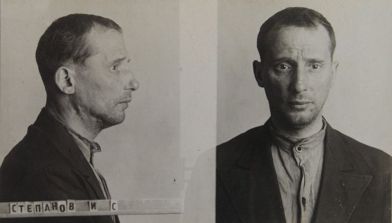 Файл:Степанов Иван Сергеевич (1897).JPG