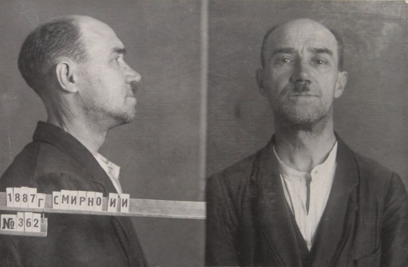 Файл:Смирнов Иван Иванович (1887).JPG