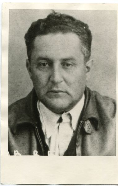 Файл:Ваксов Виктор Борисович (1896).jpg