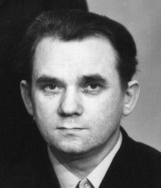 Файл:Ничиков ВВ 1976.jpg